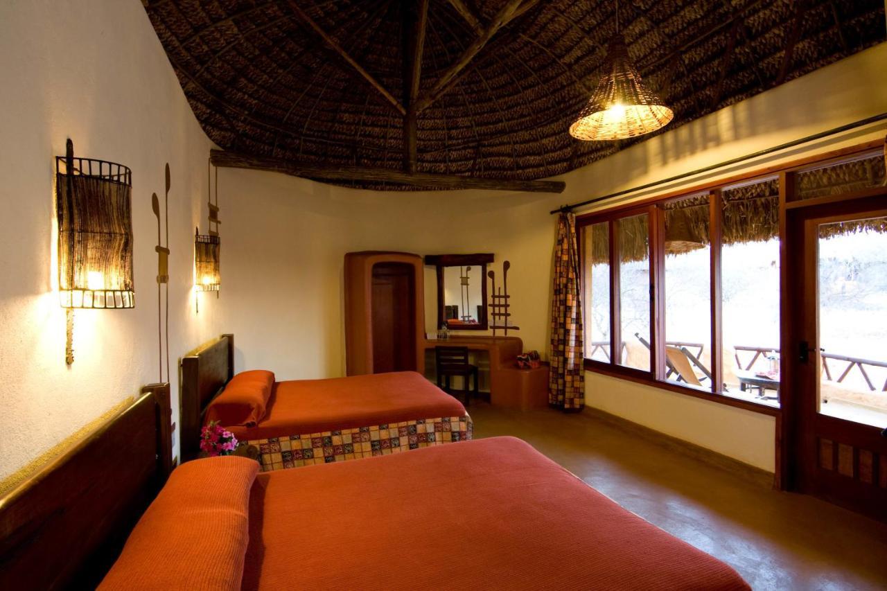 Samburu Sopa Lodge Archers Post Экстерьер фото