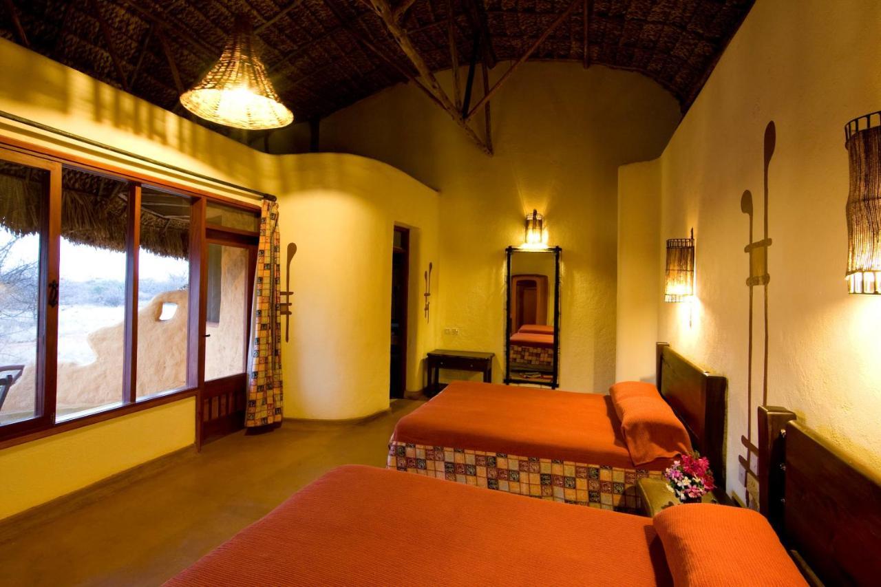 Samburu Sopa Lodge Archers Post Экстерьер фото